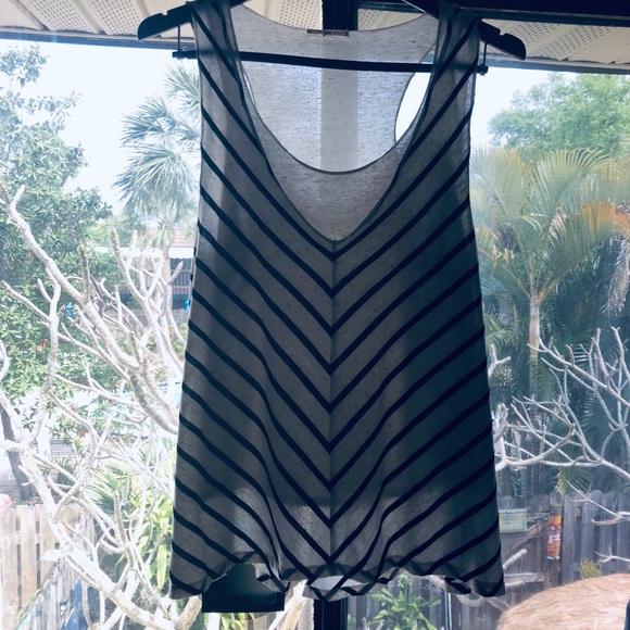 Striped layered XL tank from Dillard’s - Picture 2 of 7